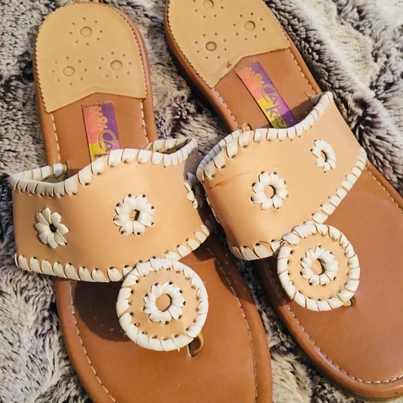 Like Jack Rogers 🌞 - Picture 2 of 3